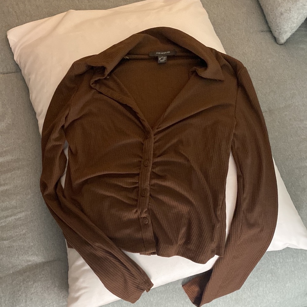 Women’s Ruched Button-down Blouse